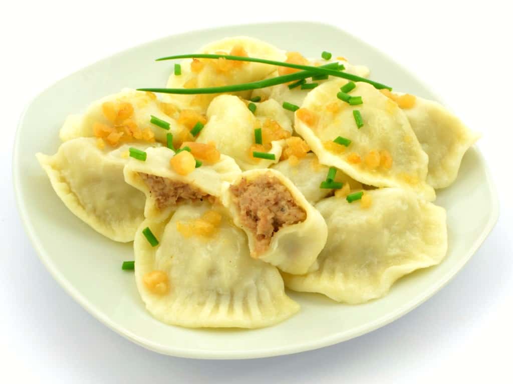 dumplings-with-meat-on-the-plate